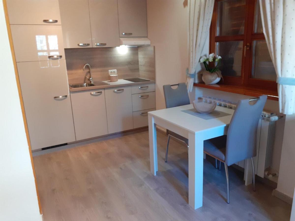 Ms Apartments Izola Extérieur photo